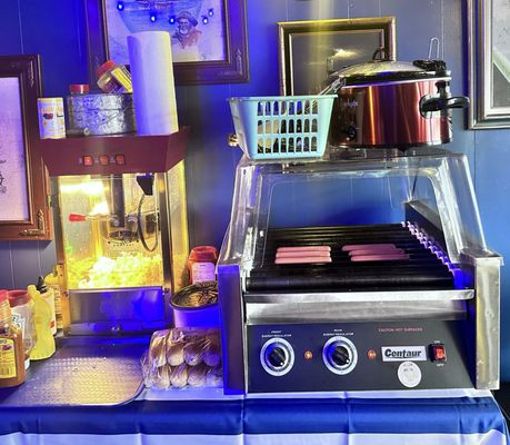 Loose Cannon Bar by null