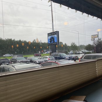 Kinley's Restaurant & Bar - Inside booth by window - New American Near Me - Anchorage, Alaska Kinley's Restaurant & Bar - Inside booth by window - New American Near Me - Anchorage, Alaska