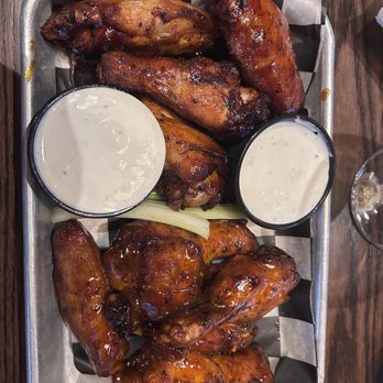 Junction 35 Spirits - Mountain Mile Location - Smoked wings, mango sauce and honey sauce. - Distilleries Near Me - Pigeon Forge, Tennessee Junction 35 Spirits - Mountain Mile Location - Smoked wings, mango sauce and honey sauce. - Distilleries Near Me - Pigeon Forge, Tennessee