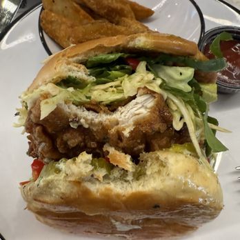 Honeymoon Chicken - Honeymoon Chicken Sandwich - Chicken Shop Near Me - Washington, DC, District of Columbia