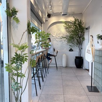 Da Vien Coffee - Cute space inside - Coffee & Tea Near Me - Garden Grove, California