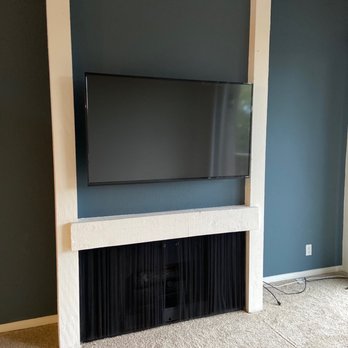 Expert TV Mounting and Installation - TV Mounting Near Me - Santa Monica, California