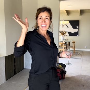 AV Home Staging - This is Staging Day!! - Home Staging Near Me - Bellflower, California