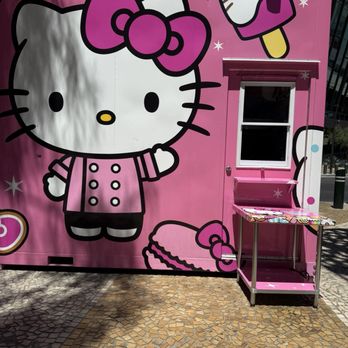 Hello Kitty Cafe - Desserts Near Me - Las Vegas, Nevada