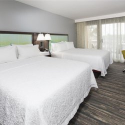 Hampton Inn St. Augustine Beach - Guest room