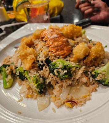 Srithai: Thai Kitchen & Sushi Bar (Emory) by null