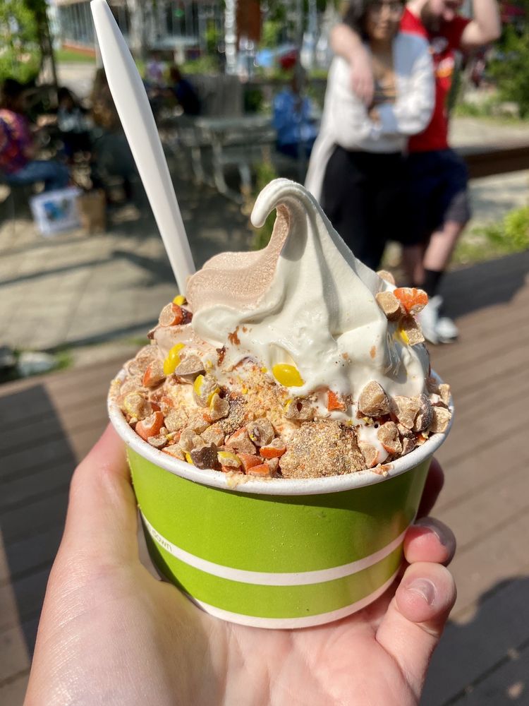 CORNER CONE Updated September 2024 37 Photos & 37 Reviews 101 S