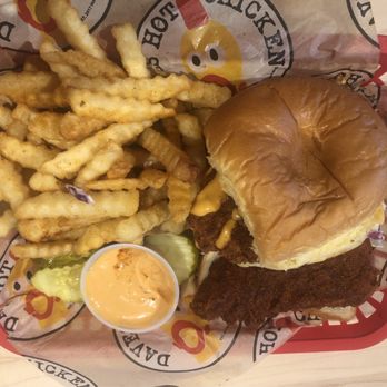 Dave's Hot Chicken - Dave's #3 1 Tender & 1 Slider w/ Fries - Chicken Shop Near Me - Lake Mary, Florida
