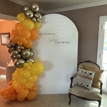 Balloons By Lindsey - Balloon Services Near Me