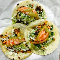 3 tacos