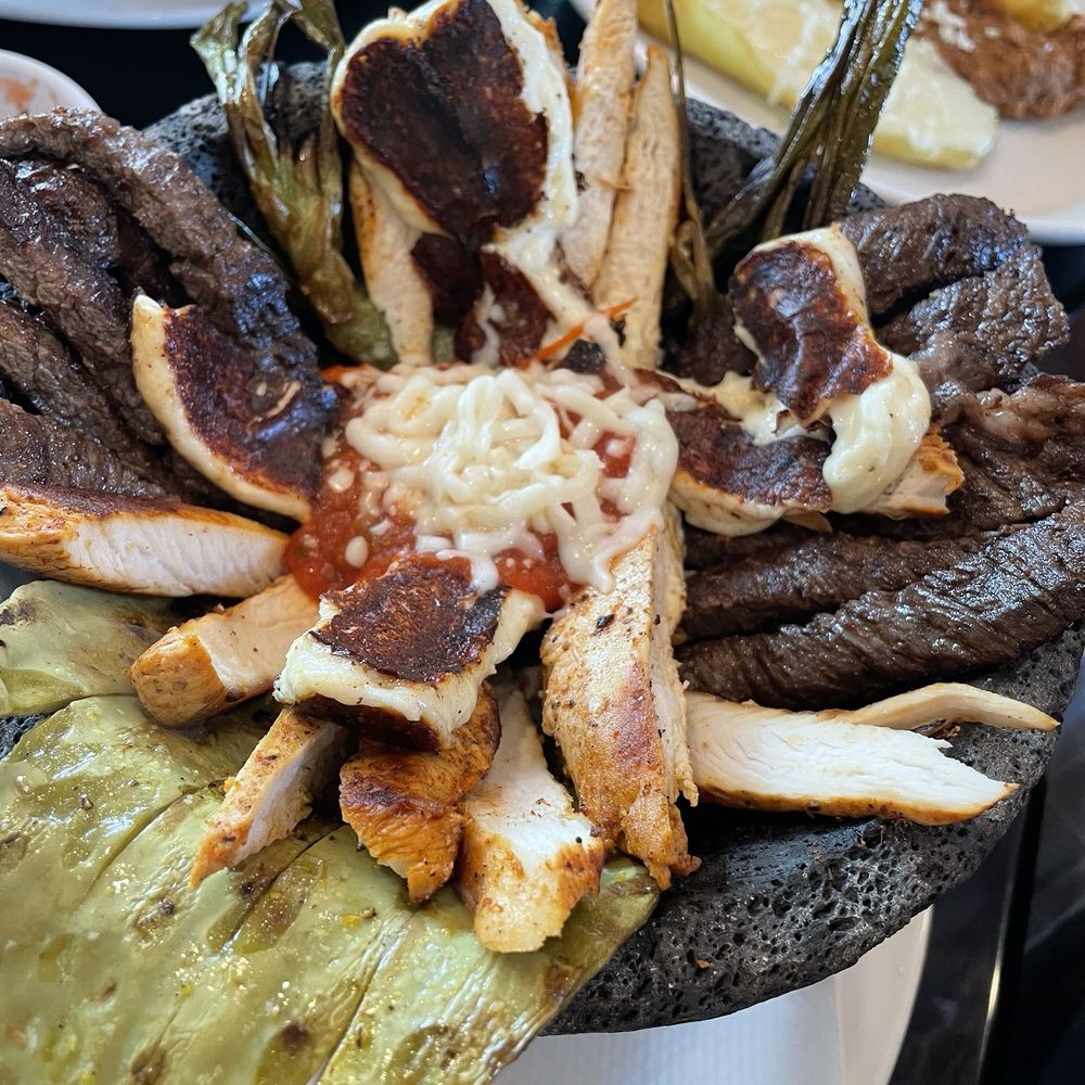 Dos Amigos Mexican Restaurant - molcajete special - Mexican Near Me - Libertyville, Illinois Dos Amigos Mexican Restaurant - molcajete special - Mexican Near Me - Libertyville, Illinois