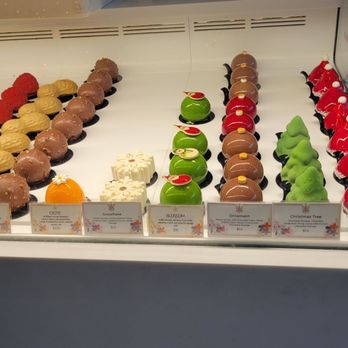 Artelice Patisserie - December 2025 Selections - Patisserie/Cake Shop Near Me - Burbank, California Artelice Patisserie - December 2025 Selections - Patisserie/Cake Shop Near Me - Burbank, California