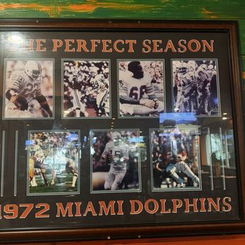 Jimmy Johnson’s Big Chill - Sports Bars Near Me - Key Largo, Florida