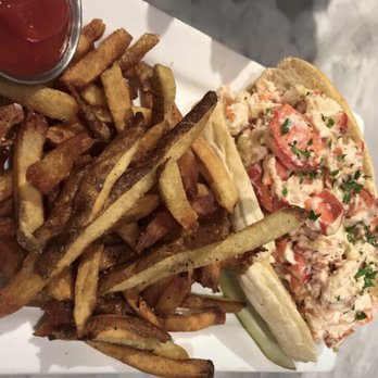 Fish Lads - Lobster Roll - Seafood Markets Near Me - Grand Rapids, Michigan