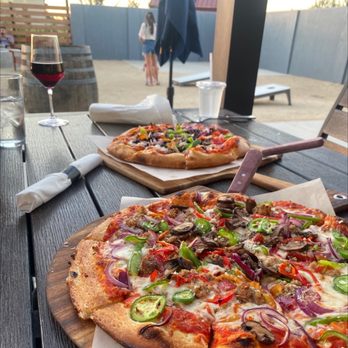 kitchen747 - Combo pizza, vegan pizza - Pizza Near Me - Roseville, California kitchen747 - Combo pizza, vegan pizza - Pizza Near Me - Roseville, California