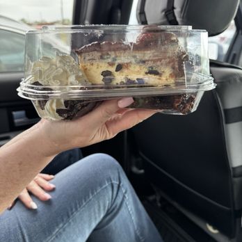 The Cheesecake Factory - Desserts Near Me - Newark, Delaware
