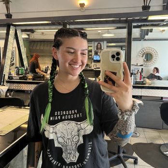 Ara Studios - Hair Stylists Near Me - Ontario, California Ara Studios - Hair Stylists Near Me - Ontario, California