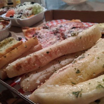 Big Rob's Pizzeria - $4.59 breadsticks with sauce; SO GOOD - Pizza Near Me - Westminster, California Big Rob's Pizzeria - $4.59 breadsticks with sauce; SO GOOD - Pizza Near Me - Westminster, California