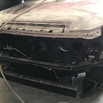 Prime Time Collision Center - Body Shops Near Me - Glendale, California