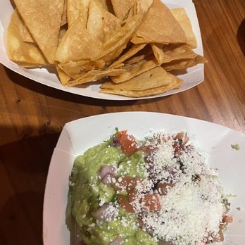 City Tacos - chips & guacamole - Tacos Near Me - Encinitas, California City Tacos - chips & guacamole - Tacos Near Me - Encinitas, California