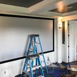 South Florida Automation - Installing home theater screen