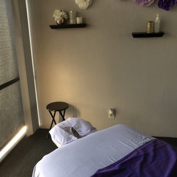 Tiffany's Thai Massage - Single room - Massage Near Me - Honolulu, Hawaii Tiffany's Thai Massage - Single room - Massage Near Me - Honolulu, Hawaii