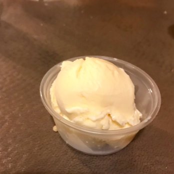 Shepherd's Inn - 7th course: vanilla ice cream. - Basque Near Me - Fresno, California Shepherd's Inn - 7th course: vanilla ice cream. - Basque Near Me - Fresno, California