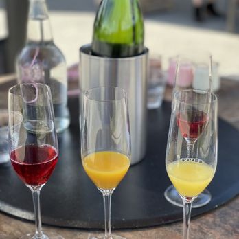 Waterbrook Winery & Tasting Room - Mimosa flight - Wineries Near Me - Walla Walla, Washington Waterbrook Winery & Tasting Room - Mimosa flight - Wineries Near Me - Walla Walla, Washington