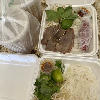 Pho My Chau 2 - Meat ball, flank, & round steak pho - Vietnamese Near Me - Federal Way, Washington Pho My Chau 2 - Meat ball, flank, & round steak pho - Vietnamese Near Me - Federal Way, Washington
