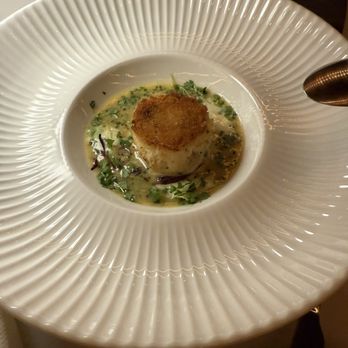 Sky Room - Crab cake - American Near Me - Long Beach, California Sky Room - Crab cake - American Near Me - Long Beach, California