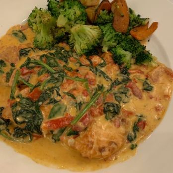 La Finestra - Salmone Scottato - Italian Near Me - Moraga, California La Finestra - Salmone Scottato - Italian Near Me - Moraga, California