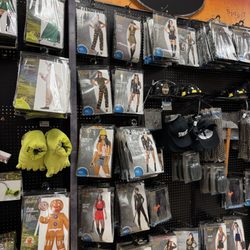 Spirit Halloween