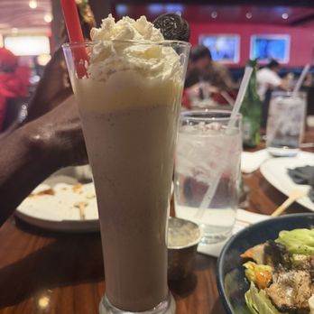 Gordon Ramsay Burger Las Vegas - Oreo cookie milkshake - Burgers Near Me - Las Vegas, Nevada