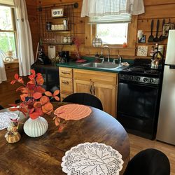 Finger Lakes Mill Creek Cabins - Kitchen area @aspen