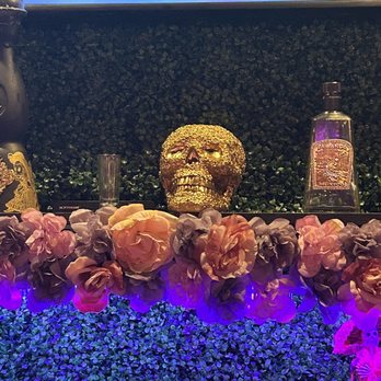 Hacienda Calavera - Latin American Near Me - Cicero, Illinois