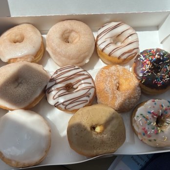 Oviedo City Cafe - Beautiful and delicious donuts - Coffee & Tea Near Me - Oviedo, Florida Oviedo City Cafe - Beautiful and delicious donuts - Coffee & Tea Near Me - Oviedo, Florida