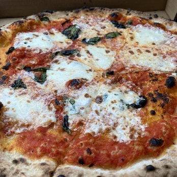 Roberta's - Margherita Pizza! - Pizza Near Me - Brooklyn, New York Roberta's - Margherita Pizza! - Pizza Near Me - Brooklyn, New York