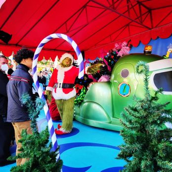 Universal Studios Hollywood - Grinch at WhoVille - Amusement Parks Near Me - Universal City, California
