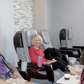 Nail Dior Lounge - Pedicure - Nail Salons Near Me - Wimauma, Florida