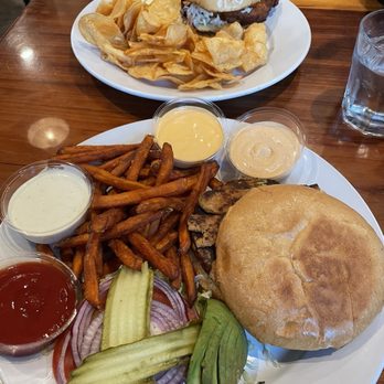 The Hideout - Valencia Veggie Burger & Fried Chicken Sandwich - Cocktail Bars Near Me - Aptos, California The Hideout - Valencia Veggie Burger & Fried Chicken Sandwich - Cocktail Bars Near Me - Aptos, California