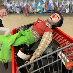 Value Village - Shoping car bro