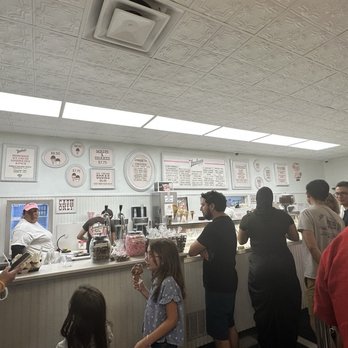 Fosselman's Ice Cream - Ice Cream & Frozen Yogurt Near Me - Alhambra, California Fosselman's Ice Cream - Ice Cream & Frozen Yogurt Near Me - Alhambra, California