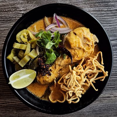 Rosniyom Thai Street Food-Livermore by null