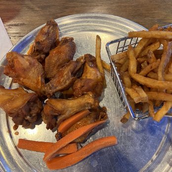Anchor Bar-Schertz - Medium order of wings with fries - Bars Near Me - Schertz, Texas Anchor Bar-Schertz - Medium order of wings with fries - Bars Near Me - Schertz, Texas