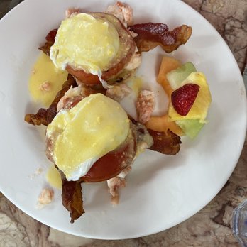 Blue Heaven - BLT Benedict - Breakfast & Brunch Near Me - Key West, Florida