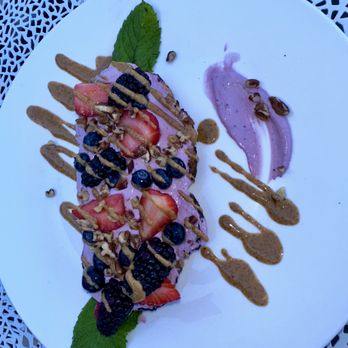 Café La Jefa - Very Berry Toast - Coffee & Tea Near Me - Palm Springs, California Café La Jefa - Very Berry Toast - Coffee & Tea Near Me - Palm Springs, California