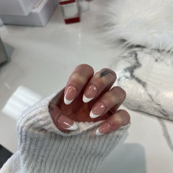 Gloss Nails Studio - Nail Salons Near Me - Santa Clarita, California