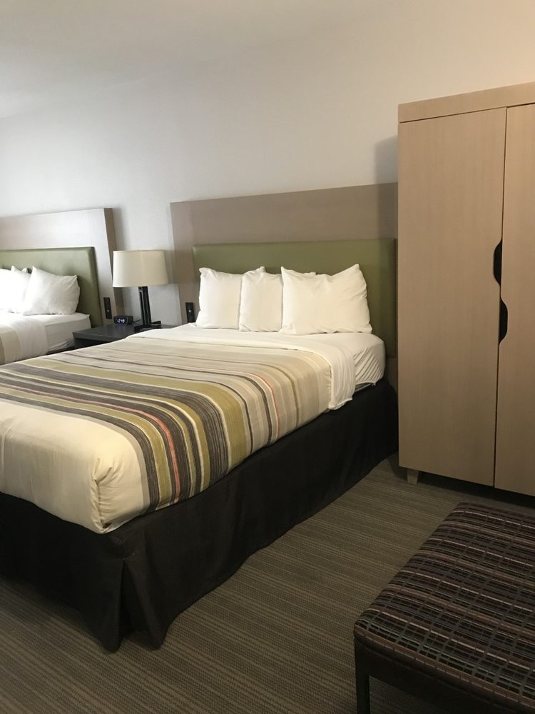 Country Inn & Suites by Radisson, Fargo, ND