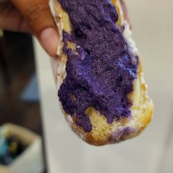 Dear Donuts - Ube donut