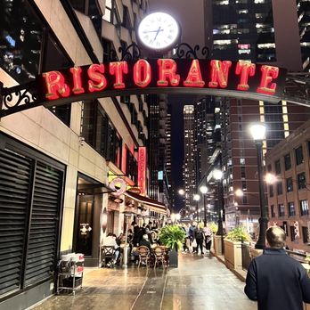 Labriola - Archway entry - Italian Near Me - Chicago, Illinois Labriola - Archway entry - Italian Near Me - Chicago, Illinois